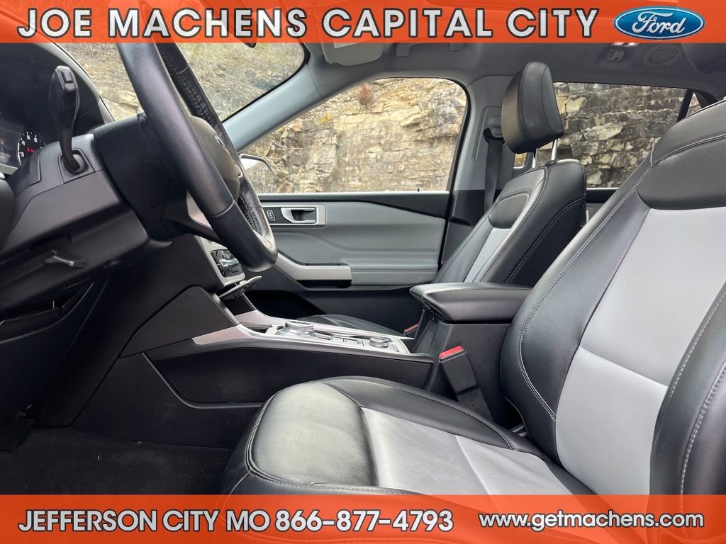 Certified 2022 Ford Explorer XLT w/ Equipment Group 202A image 20