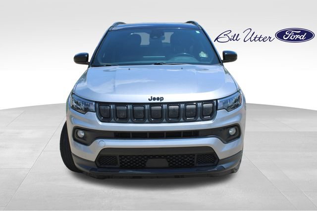 Used 2022 Jeep Compass Latitude w/ Sun and Sound Group FWD video 2