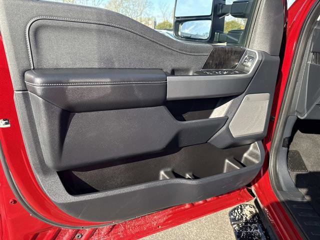 Certified 2024 Ford F250 Lariat w/ Lariat Ultimate Package image 17