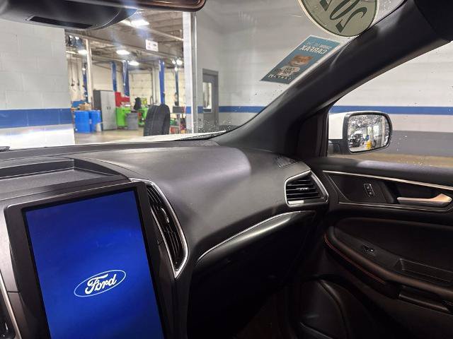 Certified 2024 Ford Edge ST-Line w/ Class II Trailer Tow Package AWD/4WD image 12
