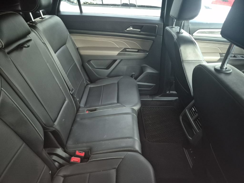 Used 2022 Volkswagen Atlas Cross Sport SE AWD/4WD image 28