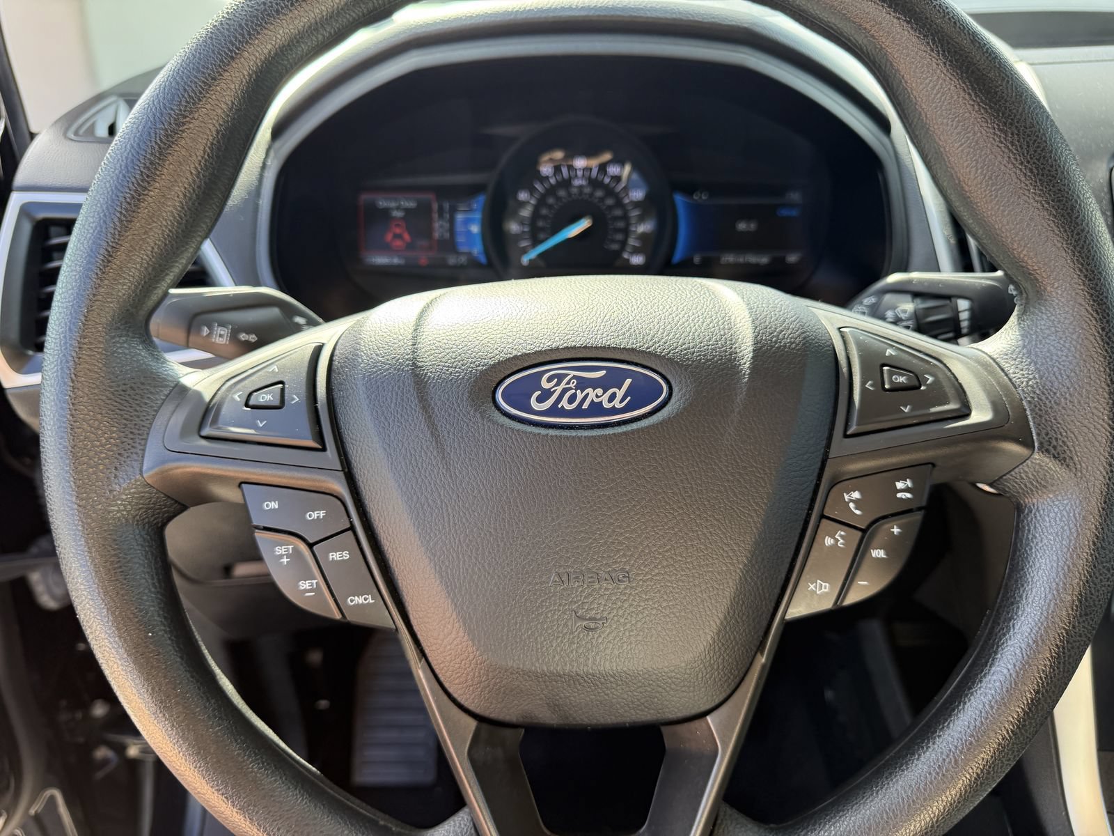 Certified 2023 Ford Edge SE w/ Black Appearance Package AWD/4WD image 33