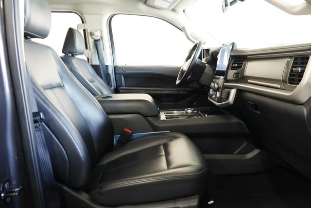Certified 2024 Ford Expedition XLT RWD image 24