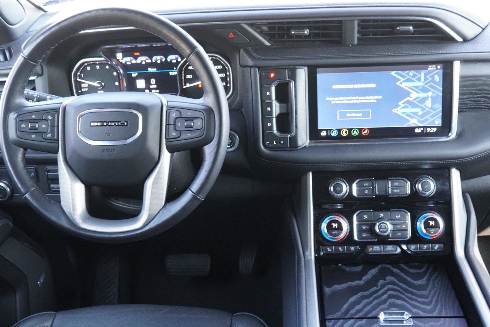 Used 2021 GMC Yukon Denali w/ Denali Ultimate Package RWD image 23