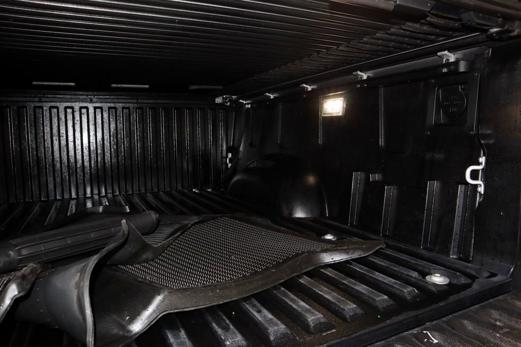 Used 2024 Toyota Tundra Platinum AWD/4WD image 14