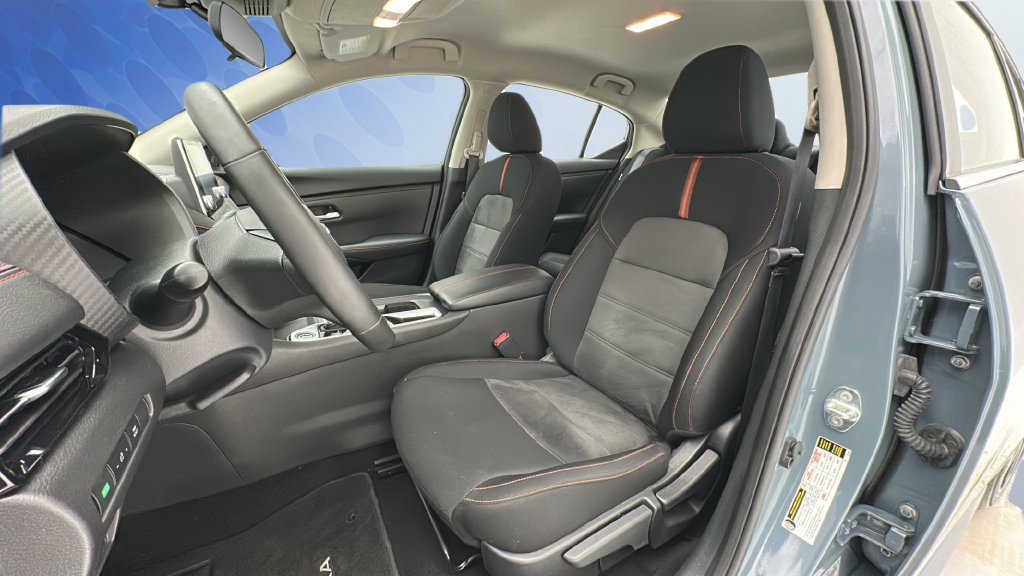 Used 2025 Nissan Sentra SR FWD image 14