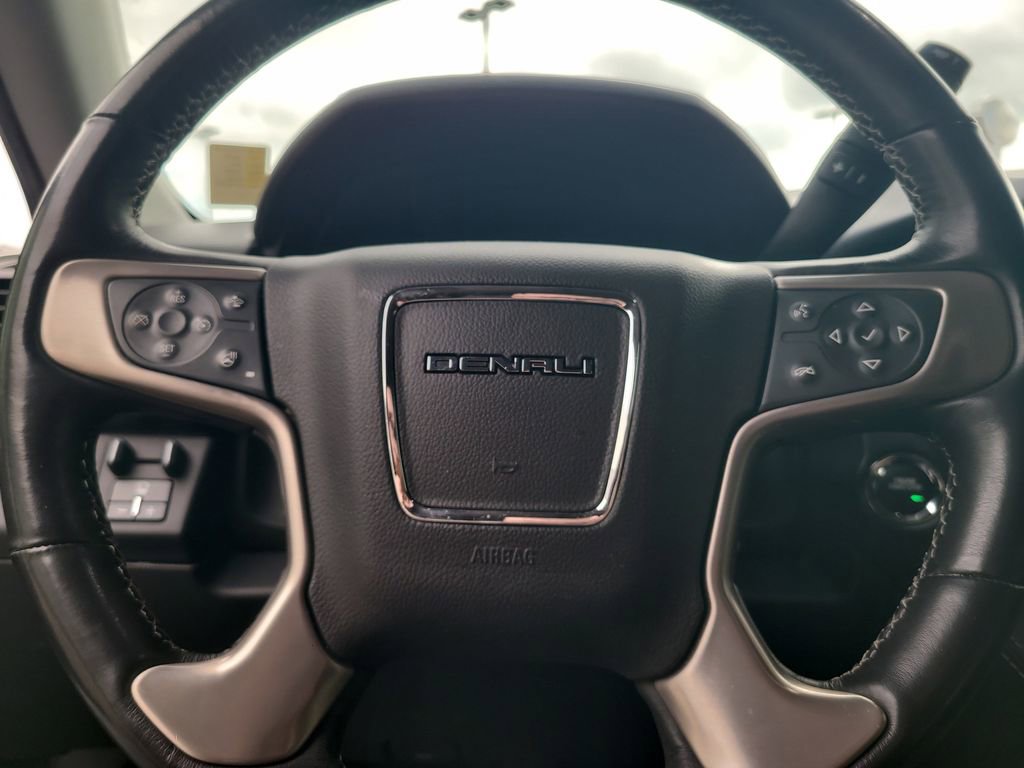Used 2020 GMC Yukon Denali w/ Denali Premium Package image 13