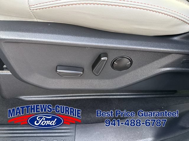 Certified 2025 Ford Expedition Active AWD/4WD image 10