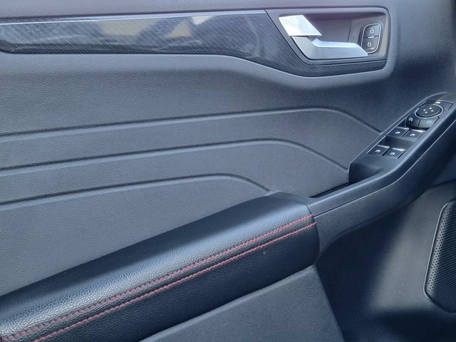 Certified 2023 Ford Escape ST-Line w/ Tech Pack #1 FWD image 38