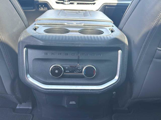 Certified 2025 Ford Expedition Active AWD/4WD image 28
