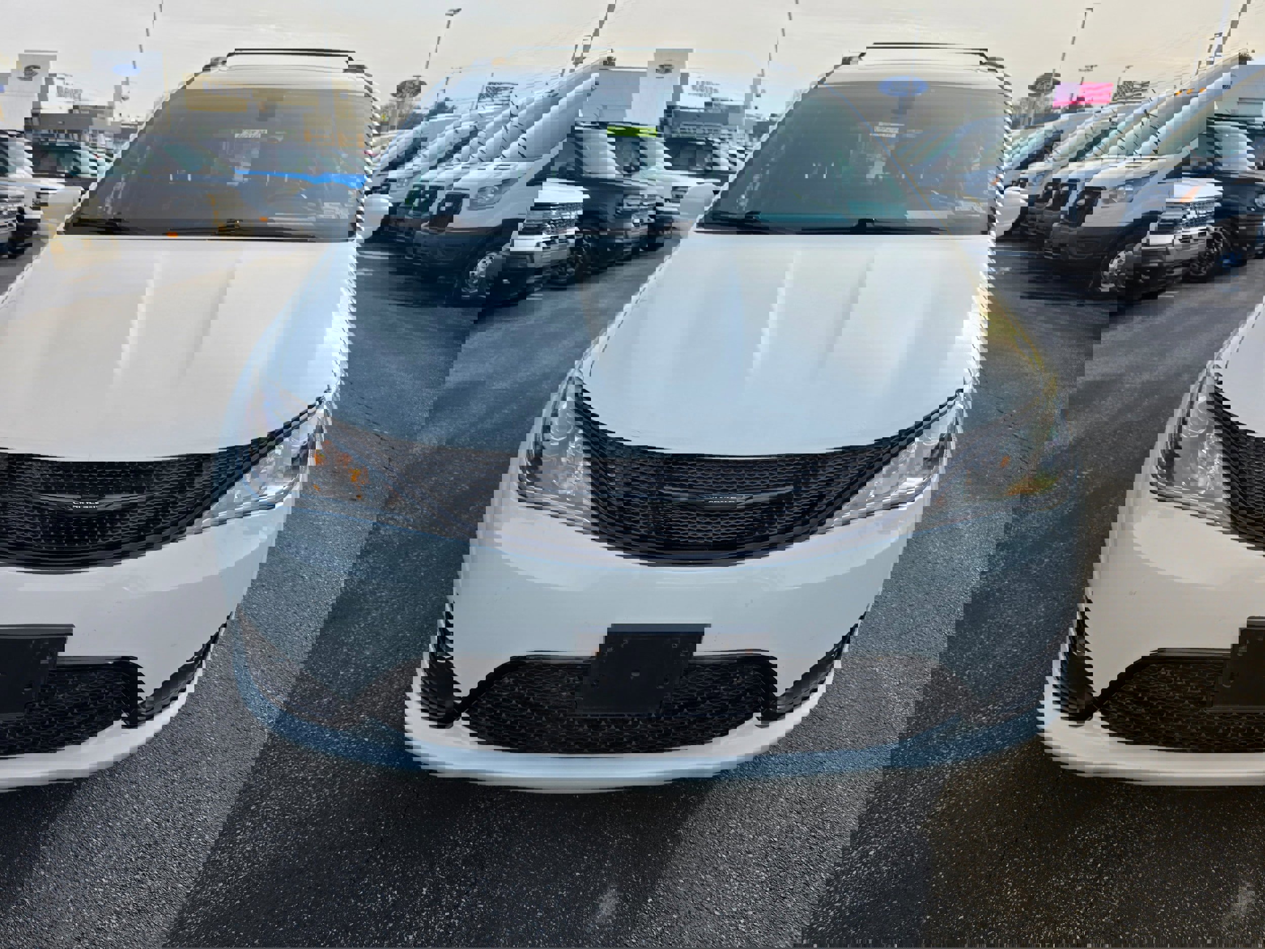 Used 2018 Chrysler Pacifica Touring-L Plus image 6