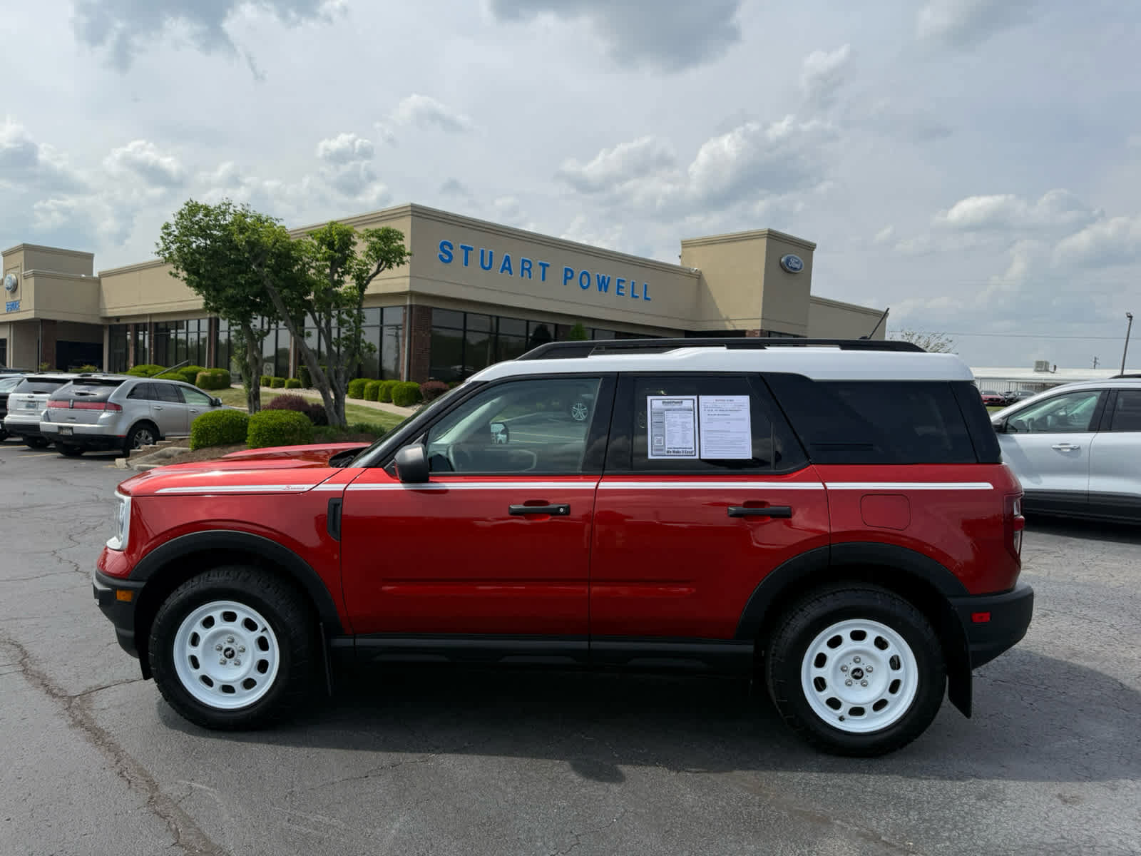 Certified 2024 Ford Bronco Sport Heritage w/ Heritage Convenience Package AWD/4WD image 6