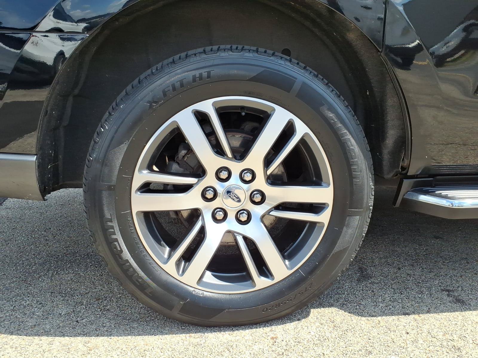Certified 2022 Ford Expedition Max Limited AWD/4WD image 6