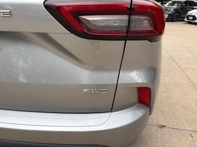 Certified 2024 Ford Escape ST-Line AWD/4WD image 13