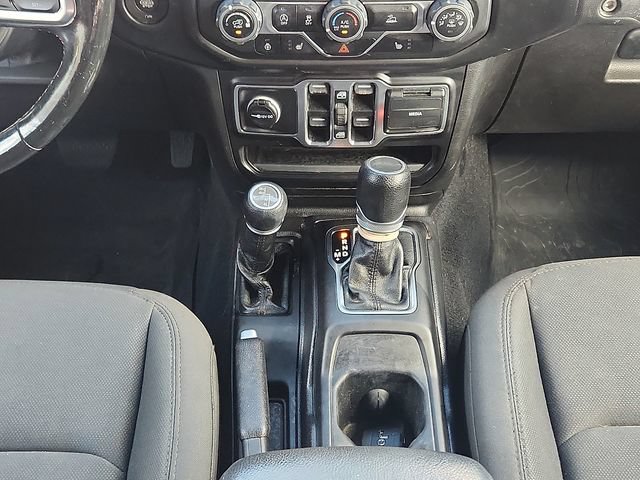 Used 2020 Jeep Gladiator Sport w/ Quick Order Package 24S AWD/4WD image 18