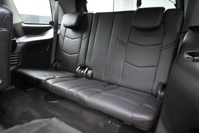 Used 2018 Cadillac Escalade Luxury AWD/4WD image 23