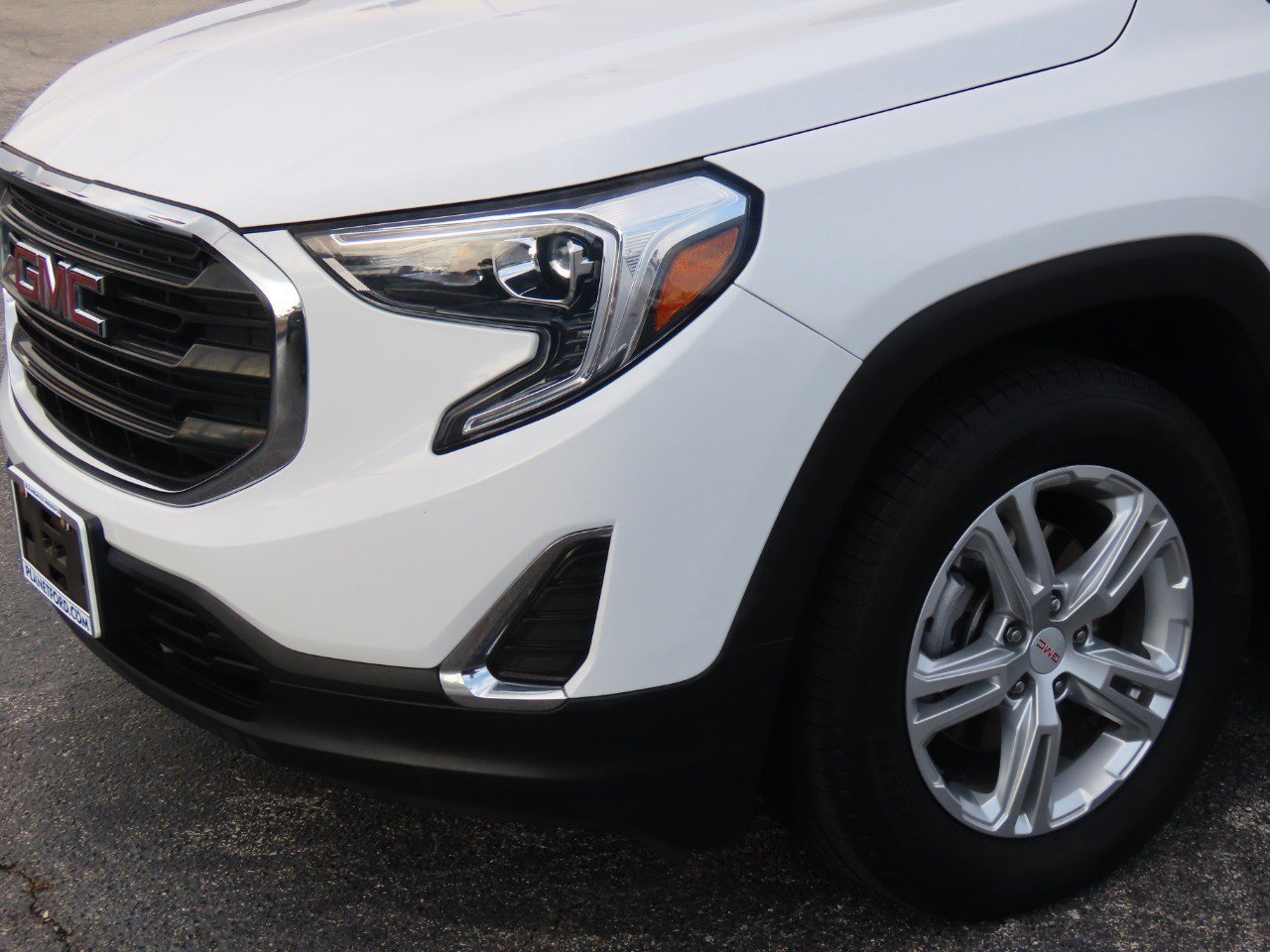 Used 2018 GMC Terrain SLE image 9