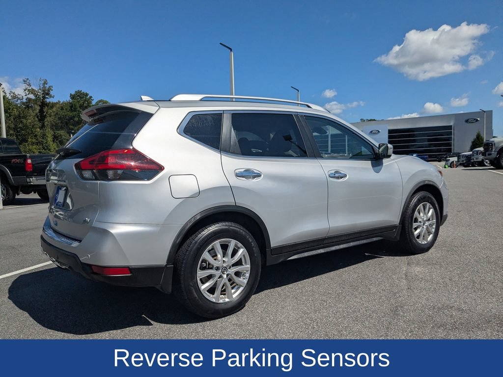 Used 2020 Nissan Rogue SV FWD image 4