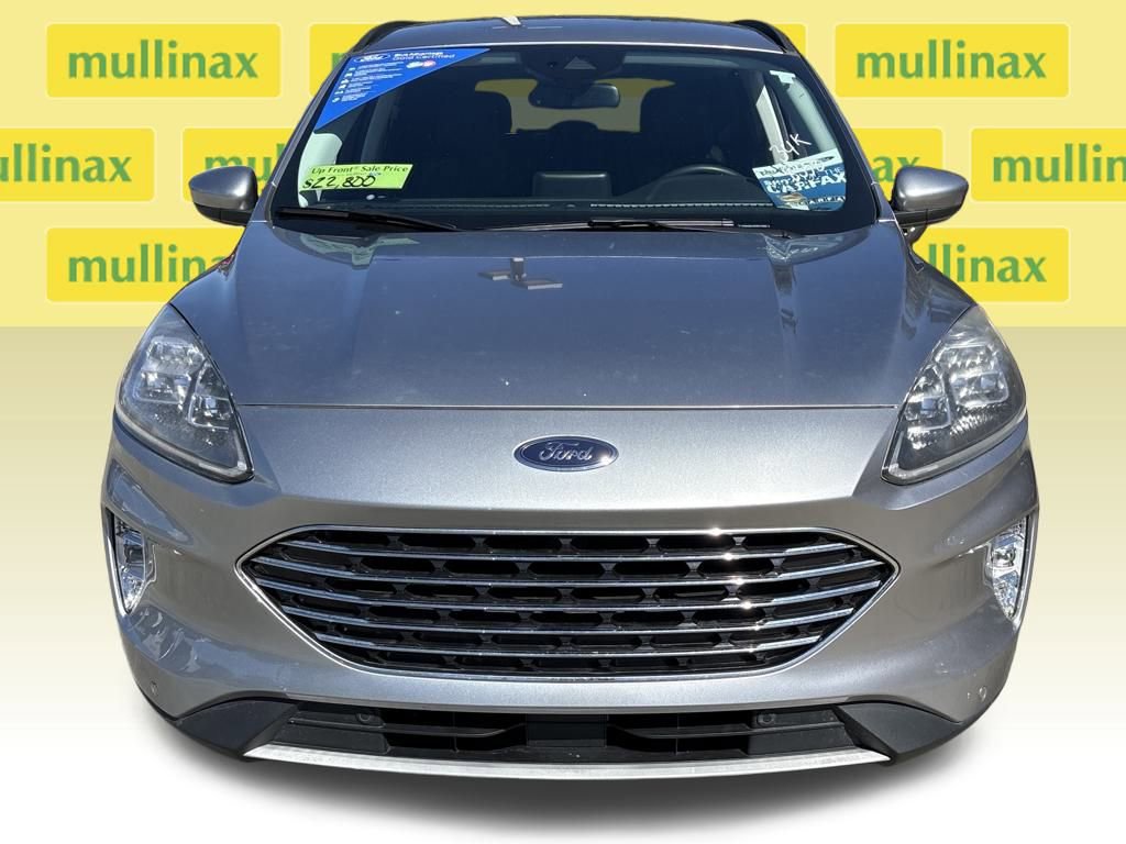 Certified 2022 Ford Escape Titanium image 7