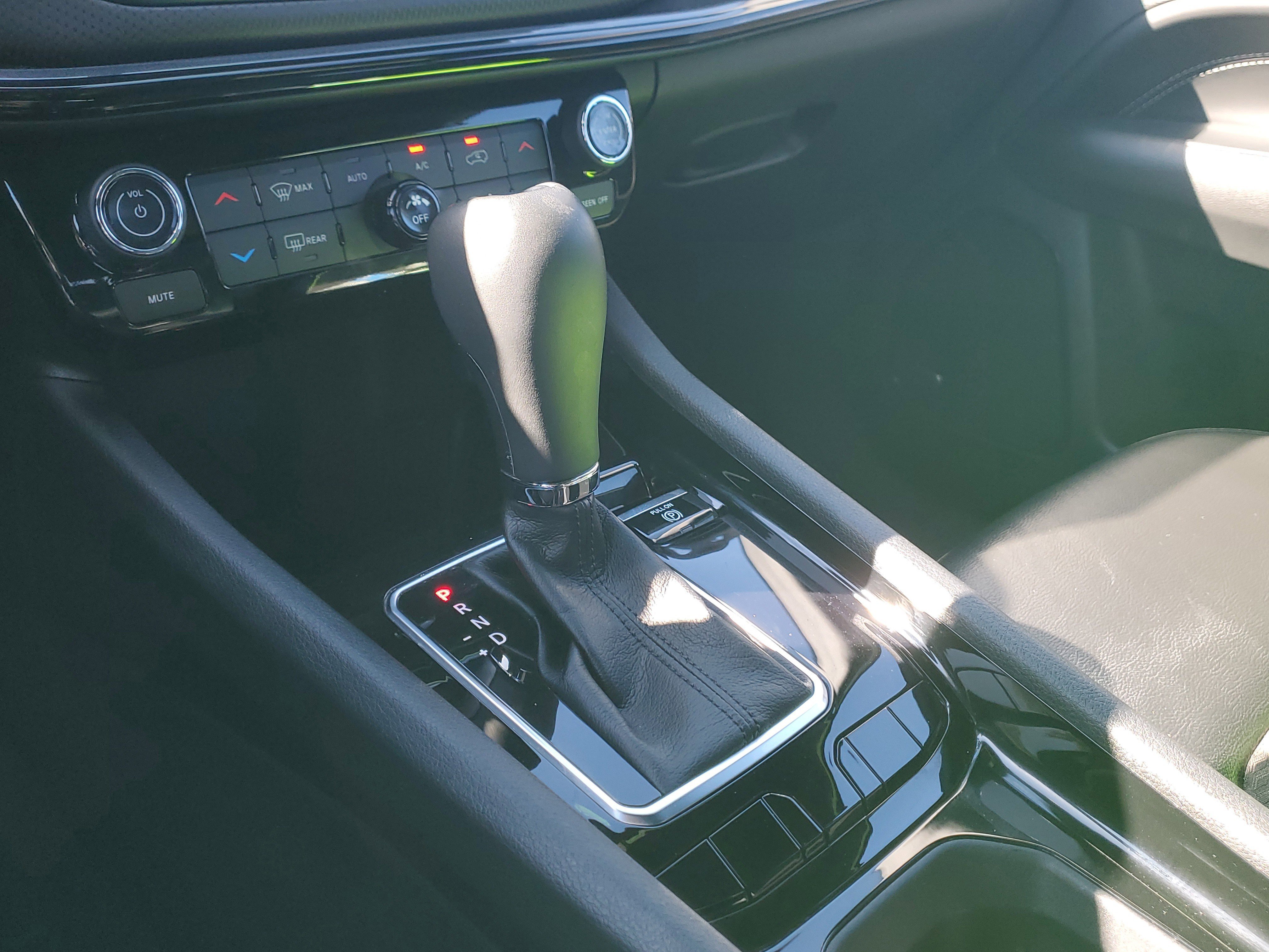 Used 2022 Jeep Compass Altitude w/ Sun and Sound Group image 26