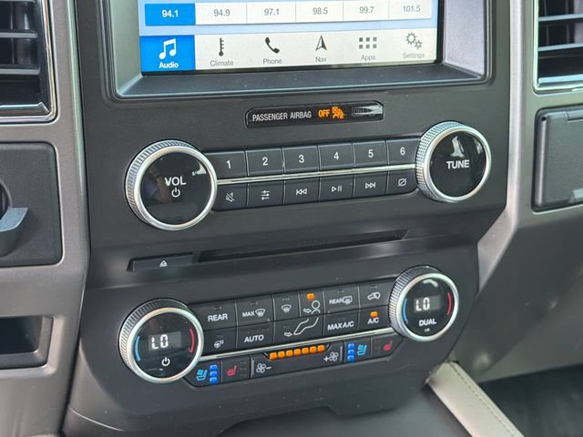 Certified 2018 Ford Expedition XLT w/ Equipment Group 202A RWD image 32