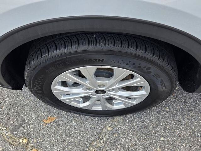 Certified 2025 Ford Escape Active AWD/4WD image 18