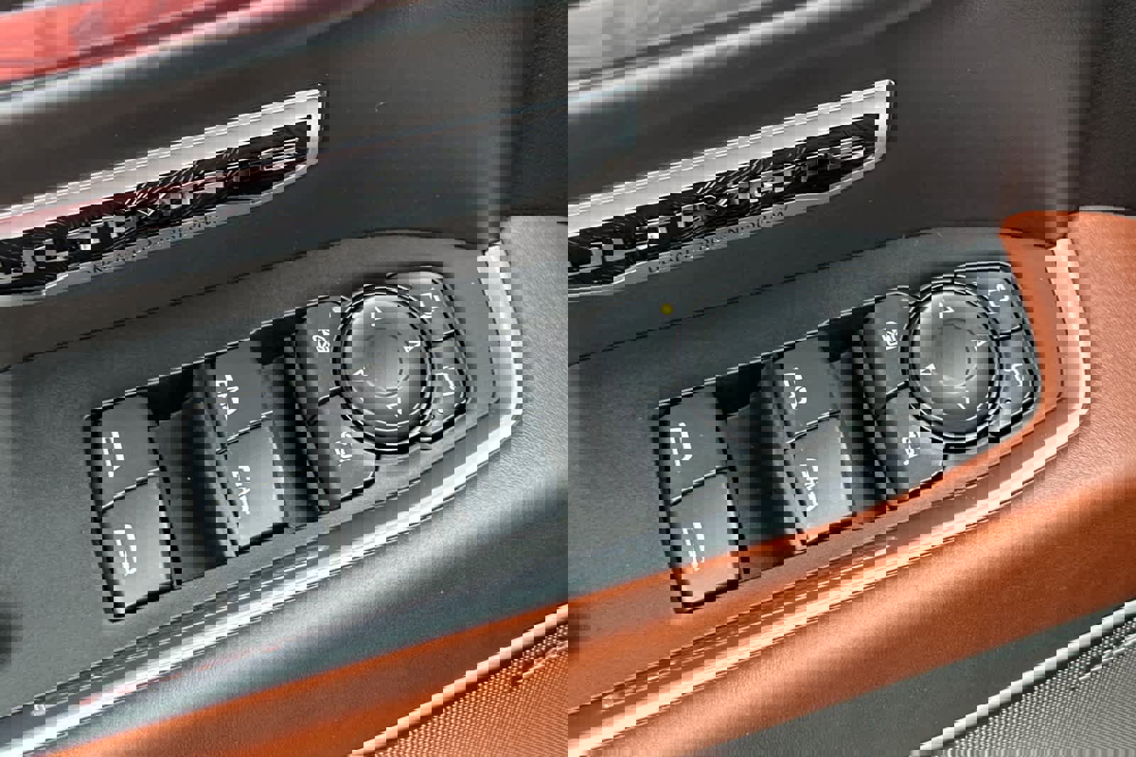 Used 2024 GMC Sierra 1500 Denali Ultimate image 13