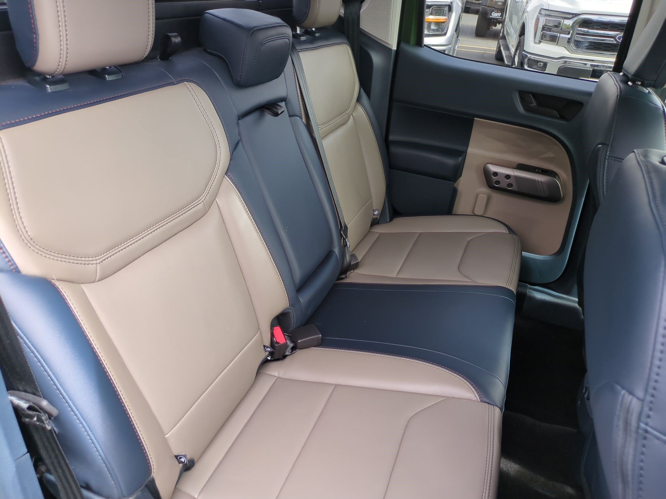 Certified 2025 Ford Maverick Lariat AWD/4WD image 36