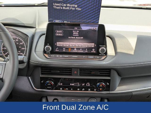 Used 2026 Nissan Rogue SV w/ Cold Weather Package FWD image 18