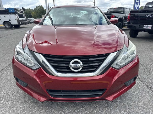 Used 2018 Nissan Altima 2.5 S w/ S Convenience Package FWD image 2