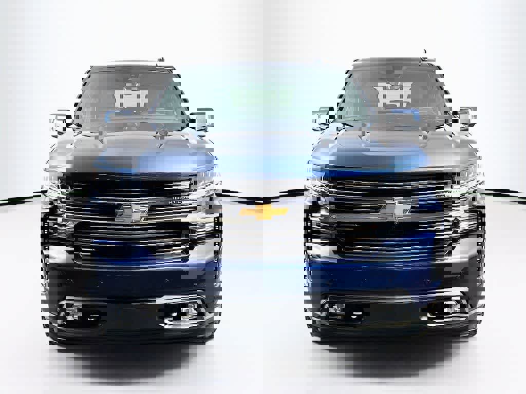 Used 2019 Chevrolet Silverado 1500 High Country w/ Technology Package image 8