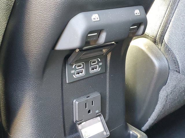 Used 2024 Jeep Wrangler Unlimited Sahara AWD/4WD image 26