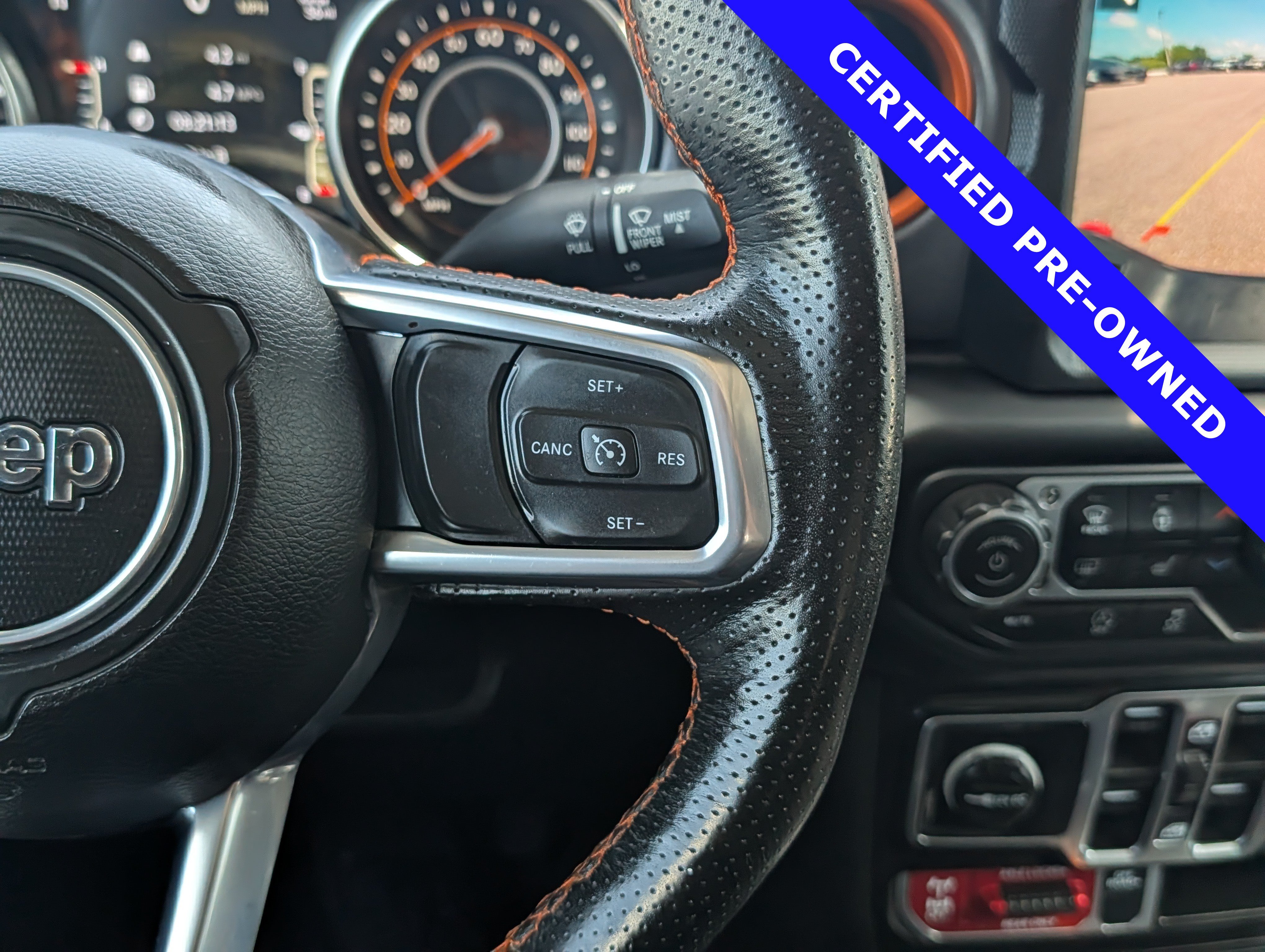Used 2023 Jeep Gladiator Mojave w/ Cold Weather Group AWD/4WD image 27