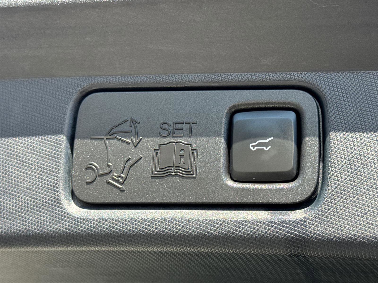 Certified 2023 Ford Mustang Mach-E GT image 16