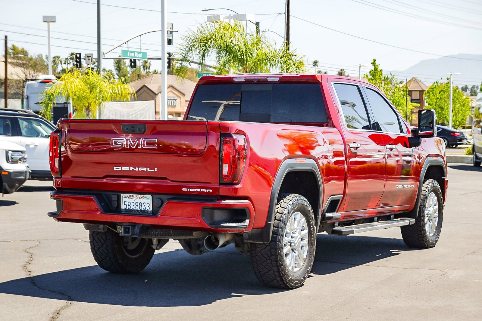 Used 2023 GMC Sierra 2500 Denali AWD/4WD image 4