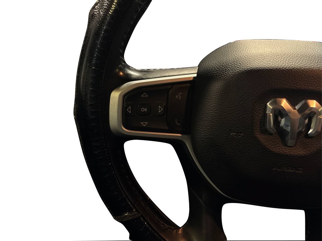 Used 2024 RAM 2500 Big Horn w/ Sport Appearance Package AWD/4WD image 33