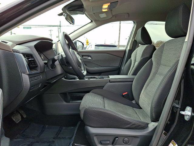 Used 2021 Nissan Rogue SV image 13