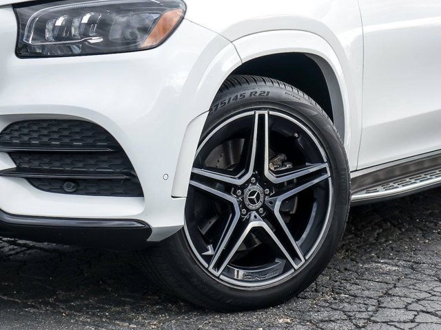 Used 2023 Mercedes-Benz GLS 450 4MATIC image 4