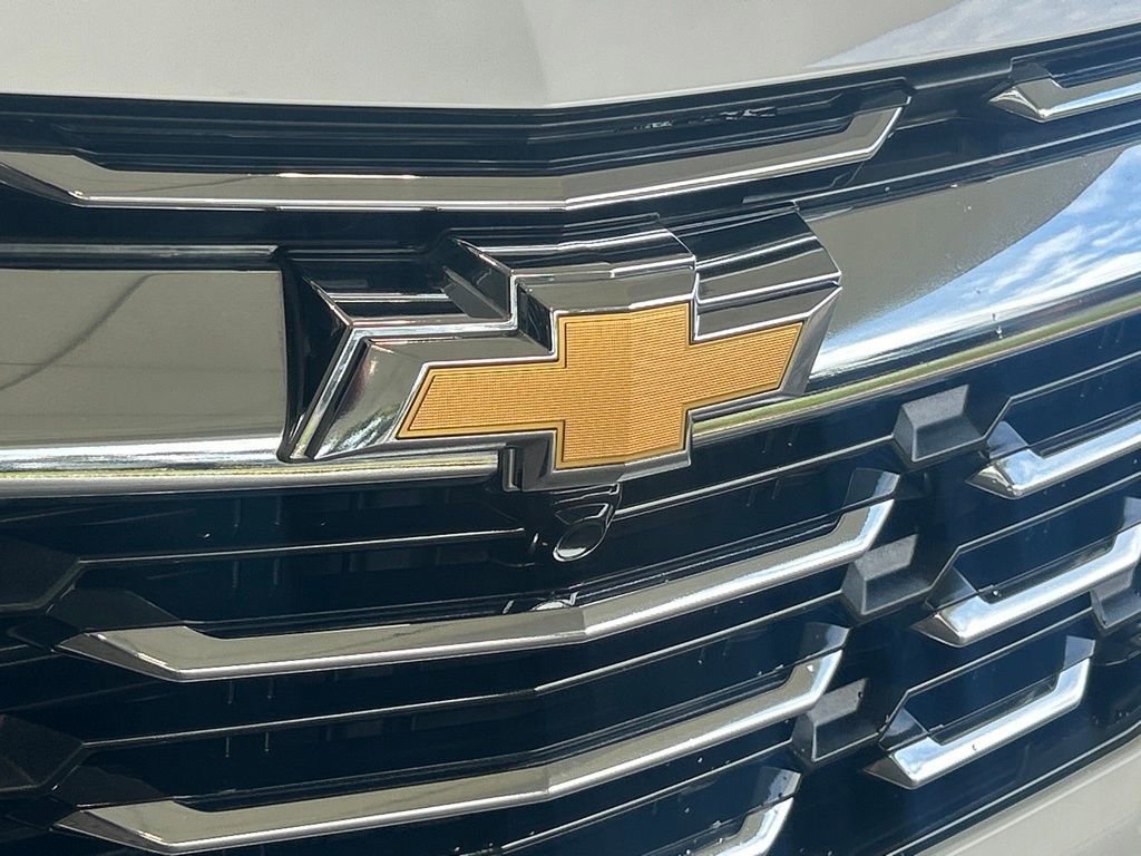 Used 2025 Chevrolet Equinox LT image 17