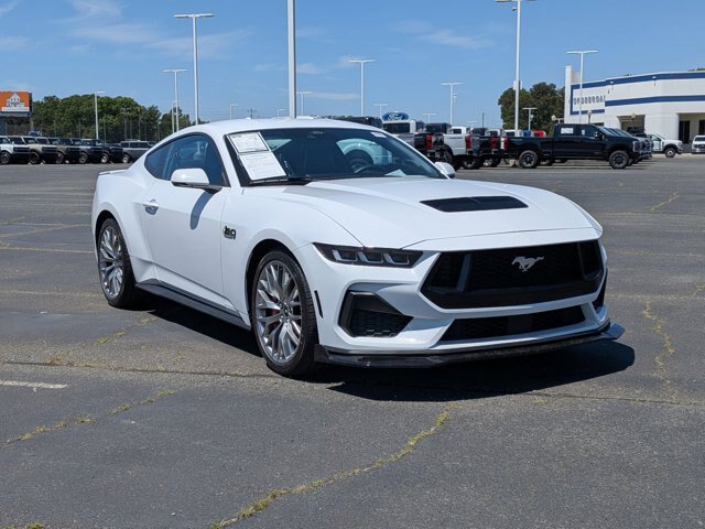 Certified 2024 Ford Mustang GT Premium RWD image 1