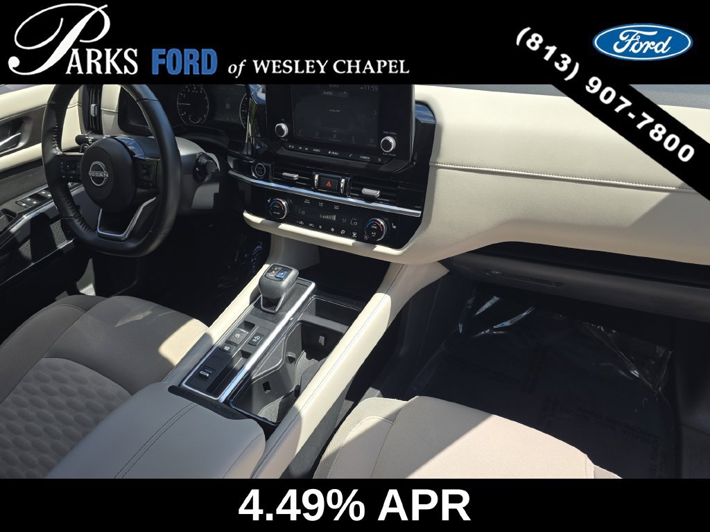 Used 2022 Nissan Pathfinder SV FWD image 10