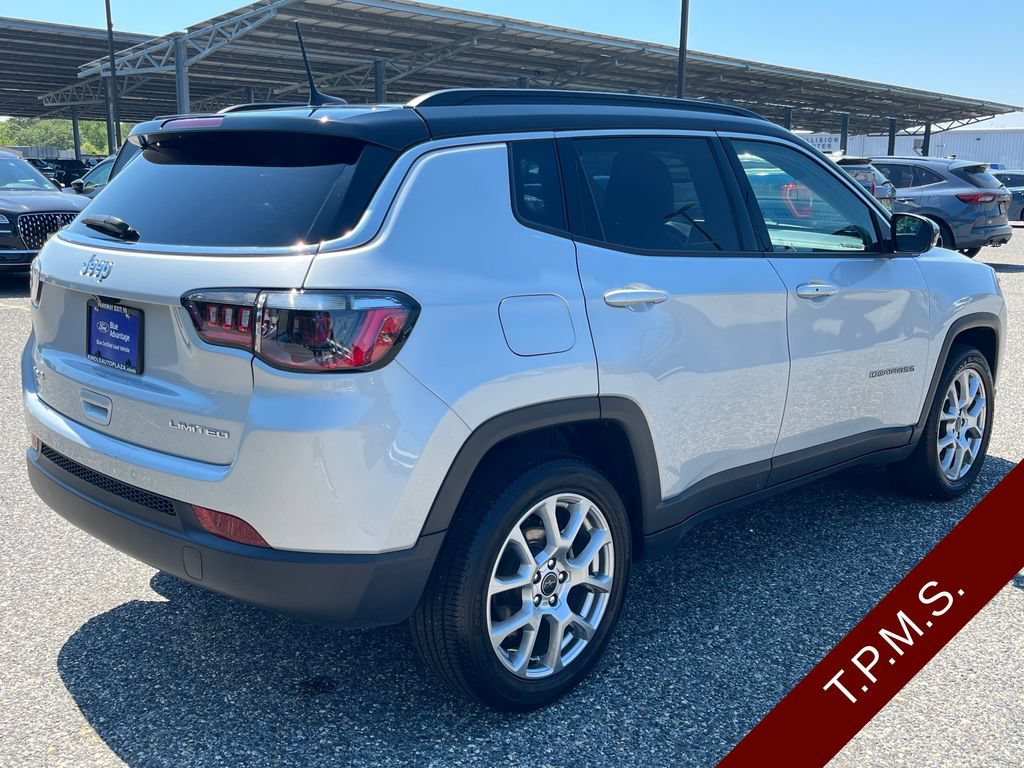 Used 2025 Jeep Compass Limited AWD/4WD image 24