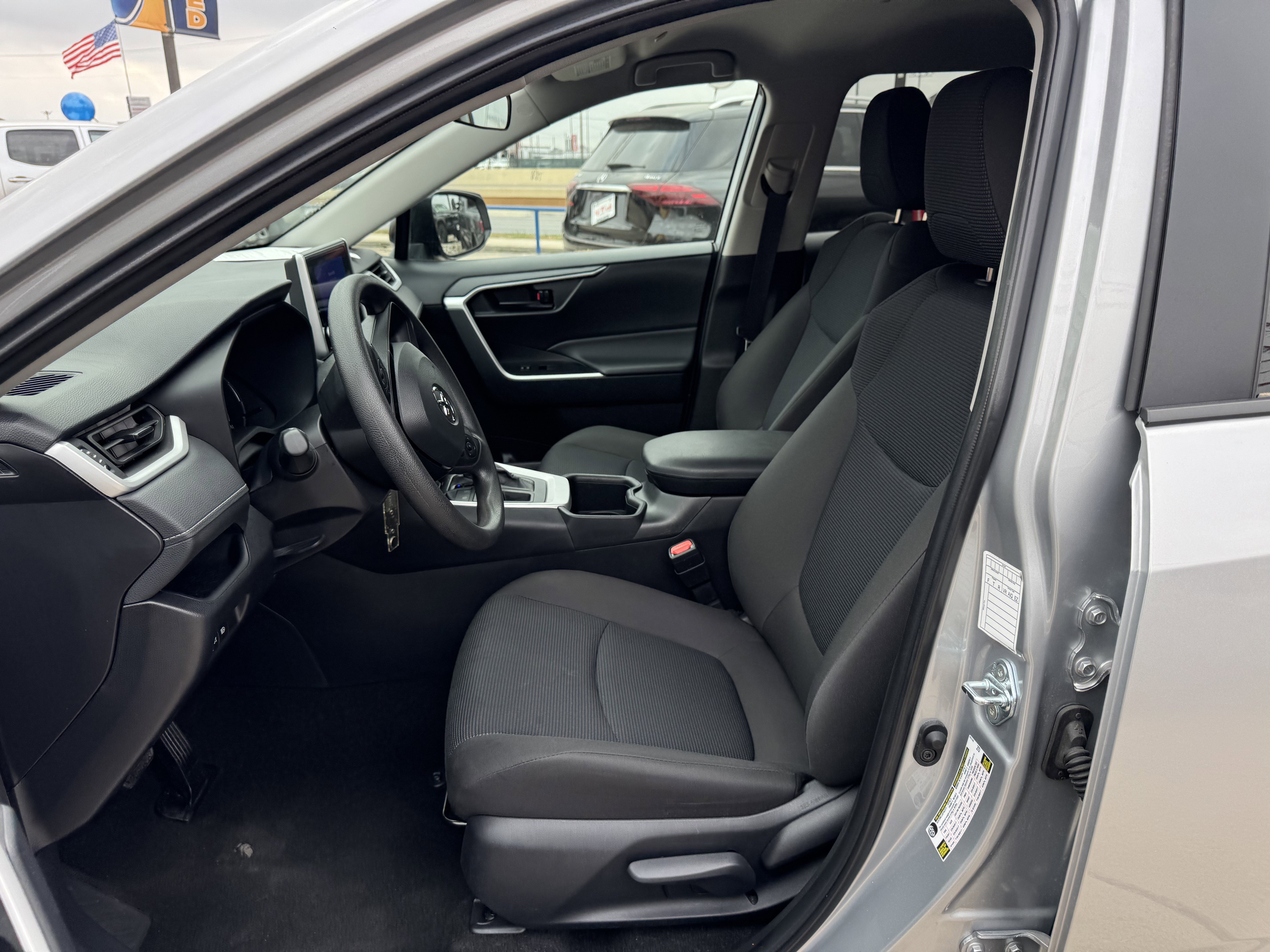 Used 2025 Toyota RAV4 LE image 16