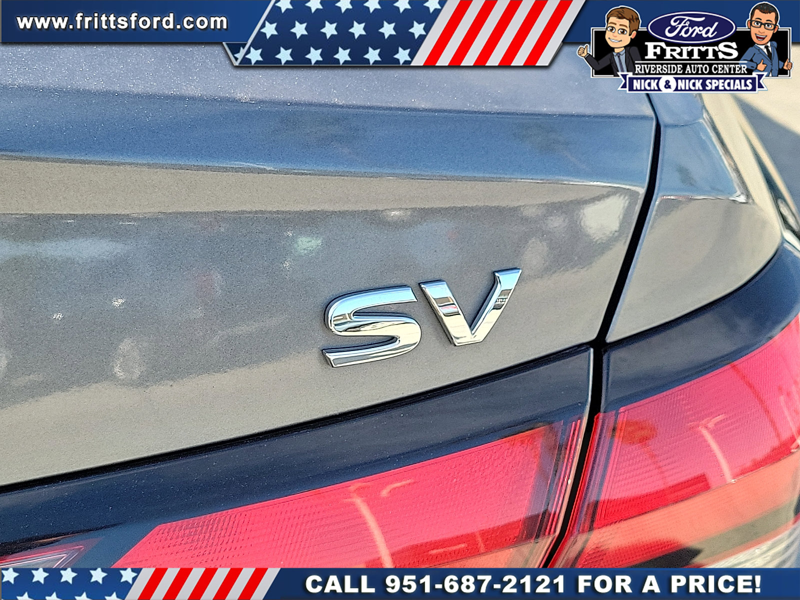 Used 2020 Nissan Versa SV FWD image 18