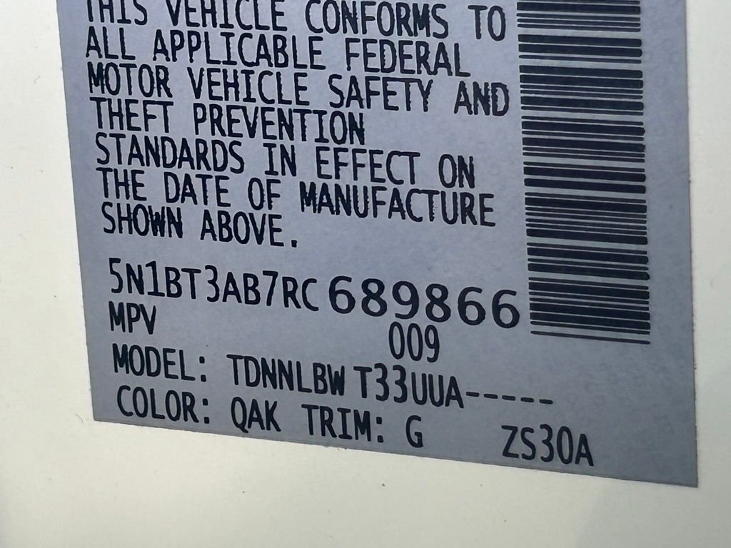 Used 2024 Nissan Rogue S image 42