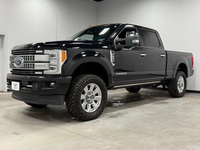 Certified 2019 Ford F250 Platinum w/ Platinum Ultimate Package image 5