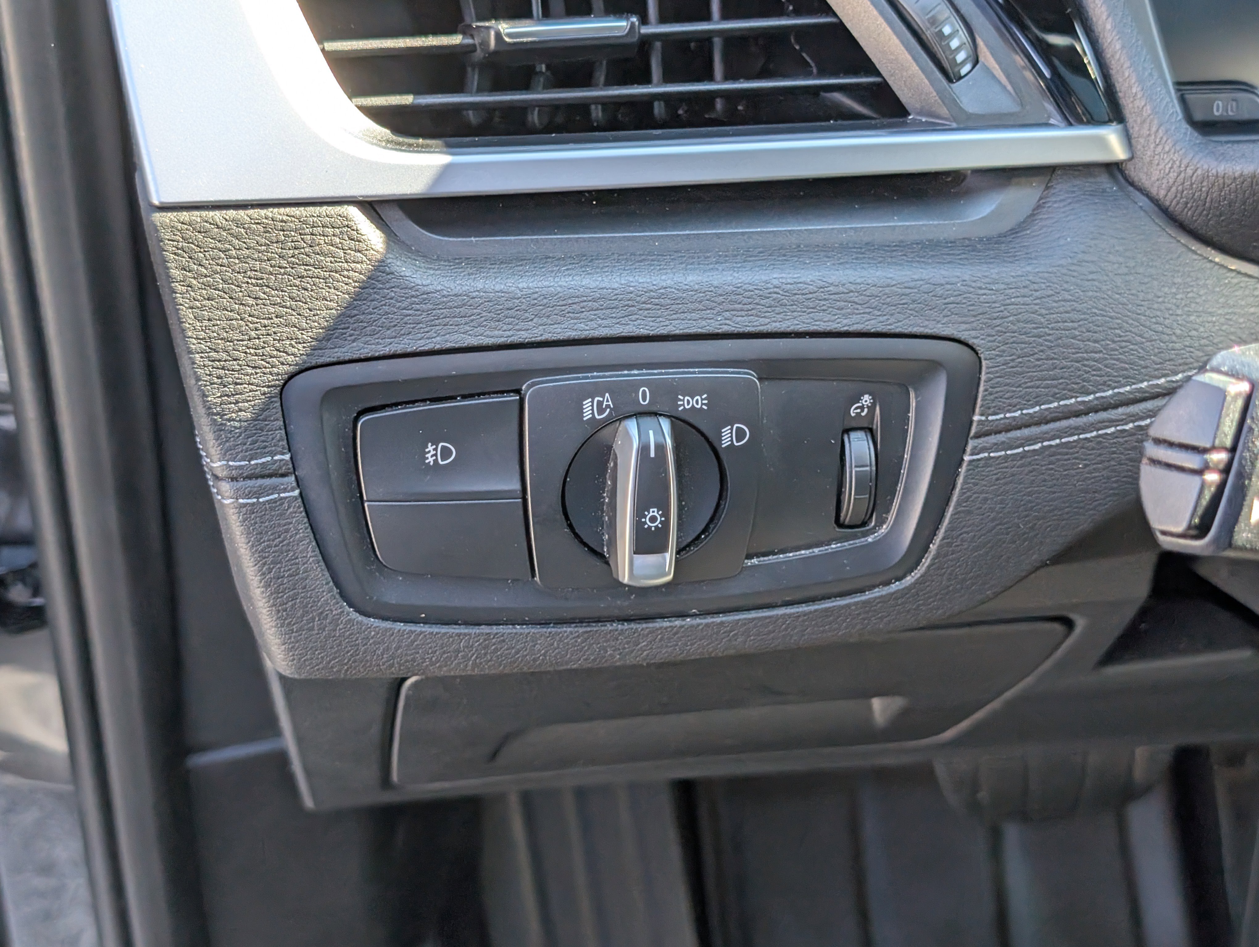 Used 2020 BMW X1 xDrive28i image 25