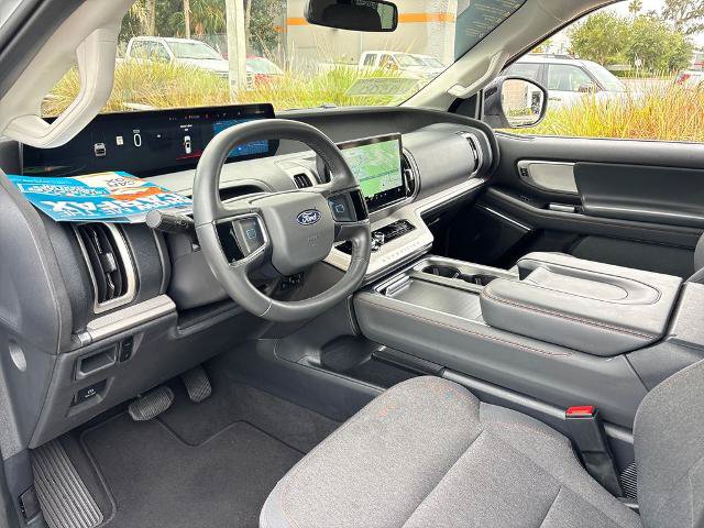 Certified 2025 Ford Expedition Max Active RWD image 6