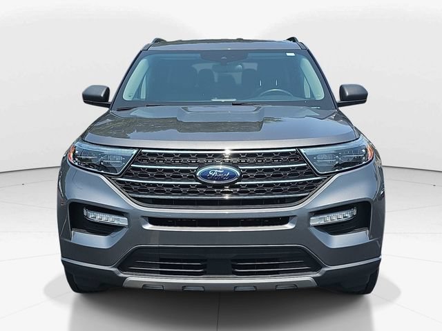 Certified 2023 Ford Explorer XLT w/ Equipment Group 202A AWD/4WD image 10