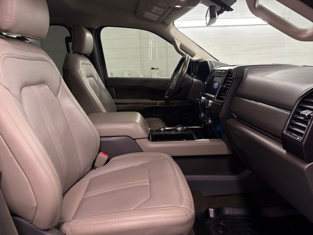 Certified 2019 Ford Expedition Limited image 28